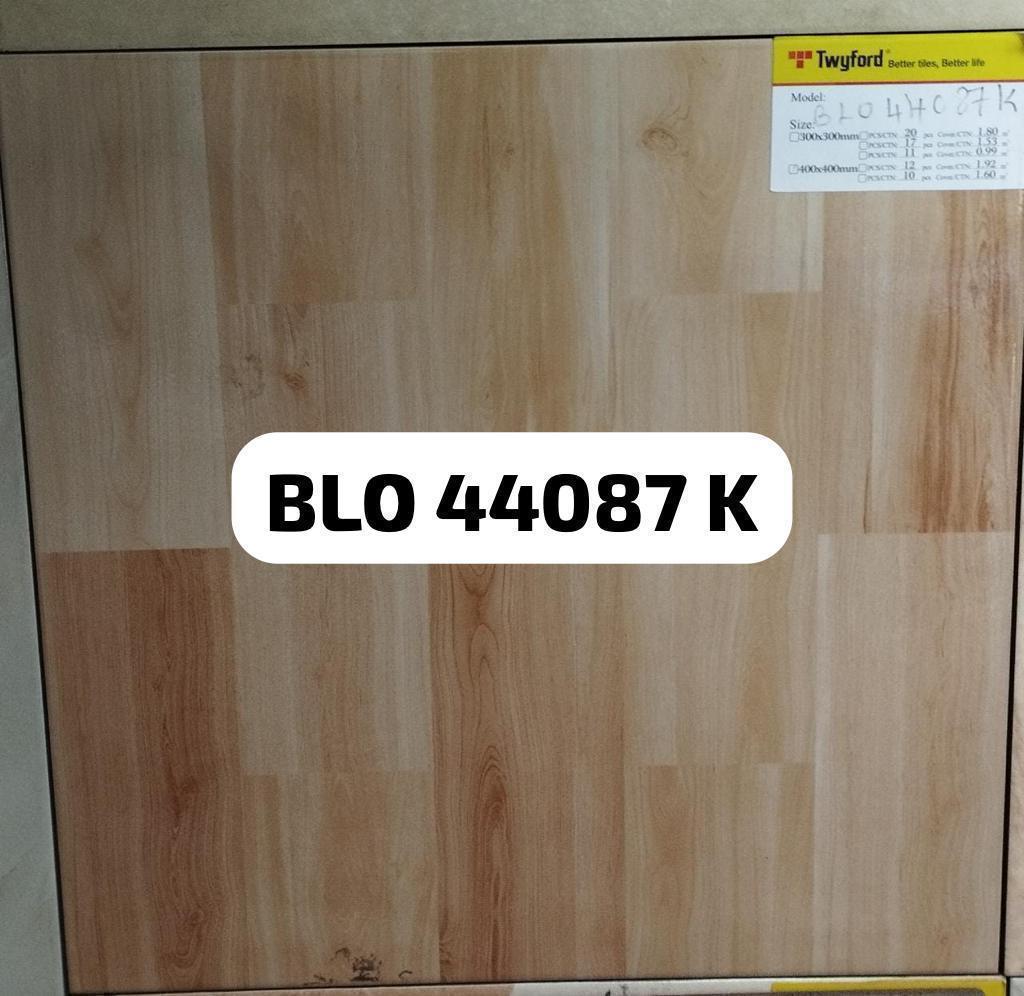 TWYFORD BLO 44087 K Glossy Tiles (30x30)cm 15pcs Per Carton 1.75sqmre floor Coverage
